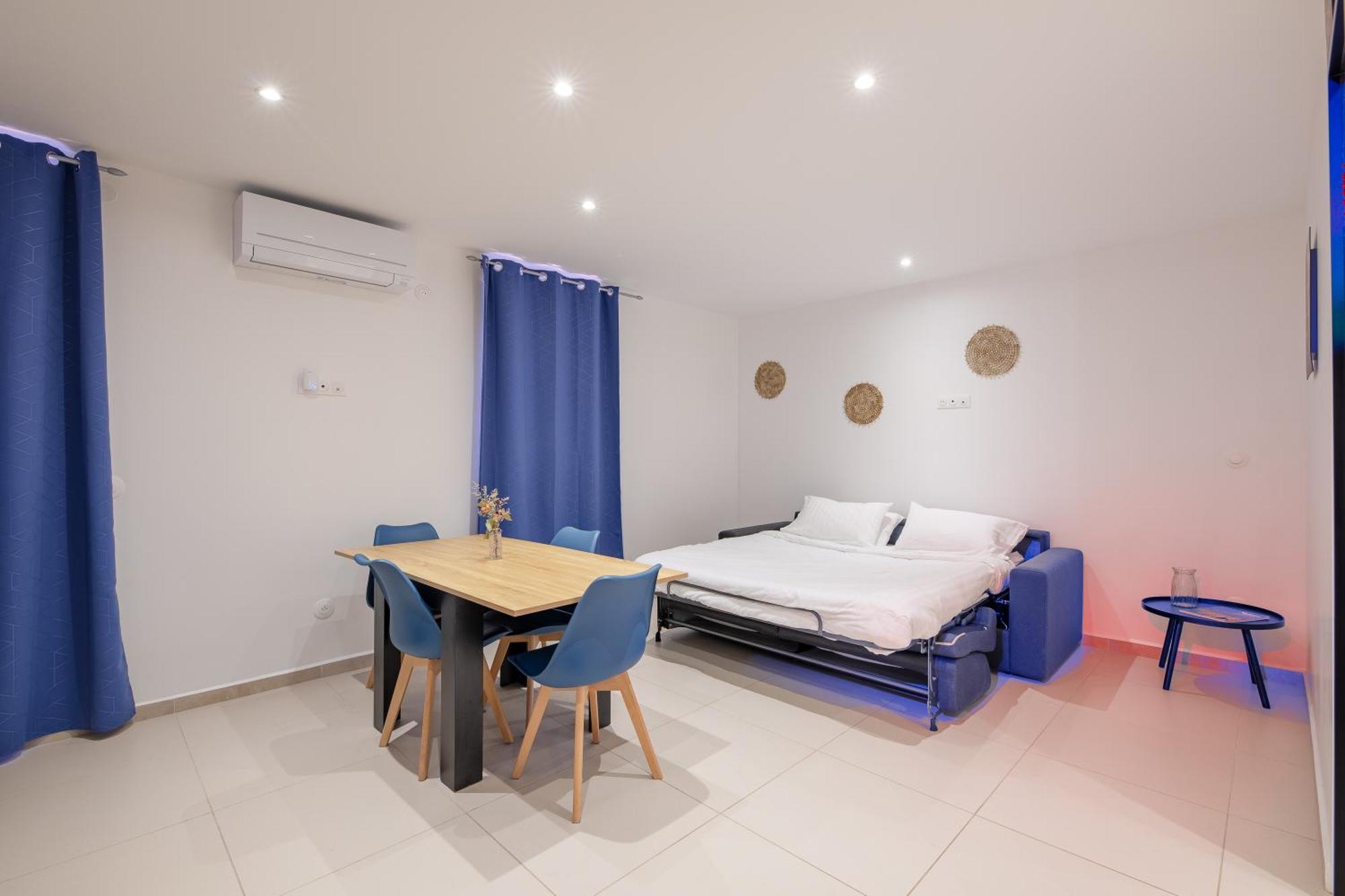 Free Sun Appart Frejus Exterior photo